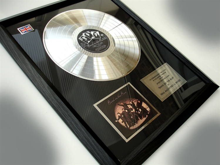 Picture of Beatles Record Award: "BAND ON THE RUN" PLATINUM